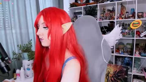 Snapshot of ohclementinee chatting on 02.19.26 Clementine Clem online show from 02.19.26