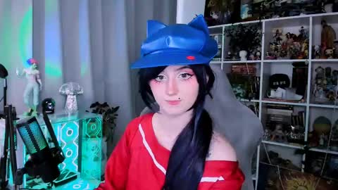 Snapshot of ohclementinee chatting on 05.14.26 Clementine Clem online show from 05.14.26
