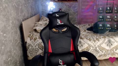 Eve every day Moscow time from 8 am to 16 pm online show from 03.05.26