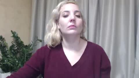 Mari online show from 10.24.25