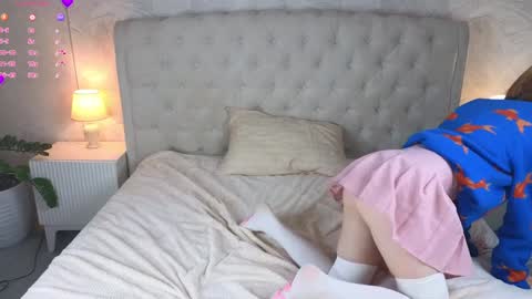 Snapshot of ohyumiyes chatting on 01.04.25 Yumi online show from 01.04.25