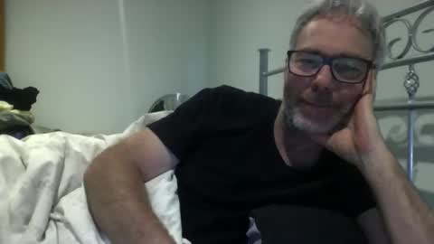 oiledcouple1 online show from 10.29.25