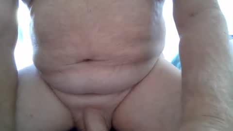 Snapshot of oiledupcocks chatting on 11.06.25 oiledupcocks online show from 11.06.25