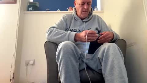 Snapshot of oiljames167 chatting on 09.12.25 oiljames167 online show from 09.12.25