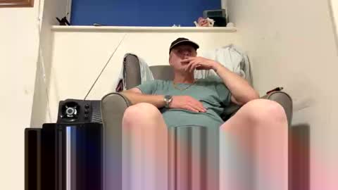 Snapshot of oiljames167 chatting on 10.03.25 oiljames167 online show from 10.03.25