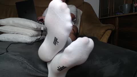 okayletschill online show from 04.04.26