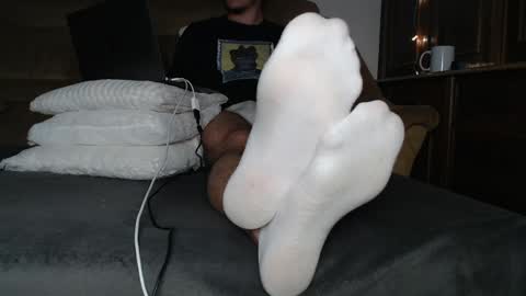 okayletschill online show from 04.10.26