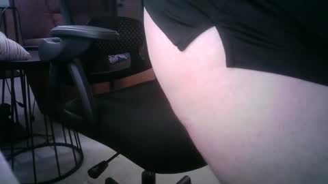 okiehard1 online show from 10.11.25