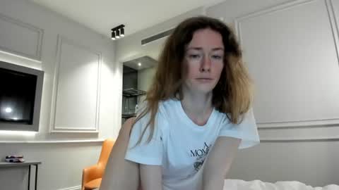 Snapshot of oksanafedorova chatting on 07.07.26 Welcome to my fans page online show from 07.07.26