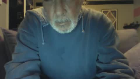 Snapshot of old_bald63 chatting on 12.31.24 old_bald63 online show from 12.31.24