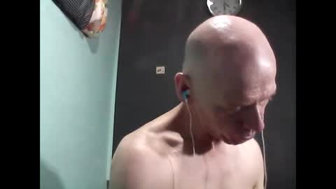 oldbuthorny62 online show from 02.24.25