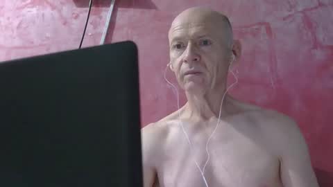 oldbuthorny62 online show from 04.16.26