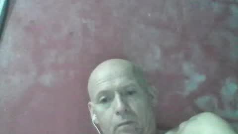 Snapshot of oldbuthorny62 chatting on 07.05.26 oldbuthorny62 online show from 07.05.26