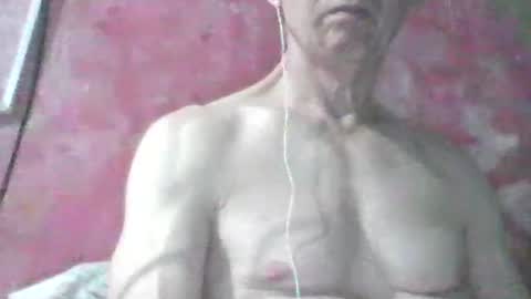 Snapshot of oldbuthorny62 chatting on 07.17.26 oldbuthorny62 online show from 07.17.26