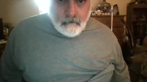 Snapshot of oldcockforyngladies chatting on 12.09.24 oldcockforyngladies online show from 12.09.24