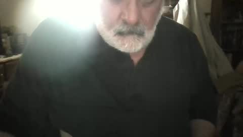 Snapshot of oldcockforyngladies chatting on 12.24.24 oldcockforyngladies online show from 12.24.24