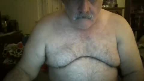 Snapshot of oldcockforyngladies chatting on 02.02.25 oldcockforyngladies online show from 02.02.25