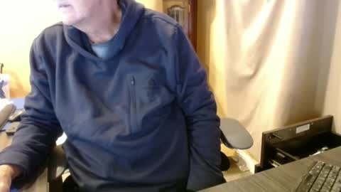 Snapshot of olderandwiser chatting on 12.19.24 Older and Wiser online show from 12.19.24