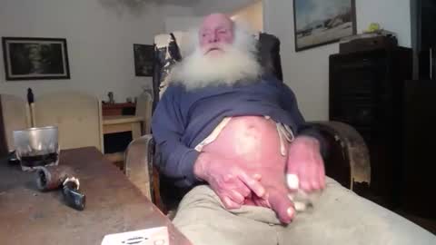 oldfucker9 online show from 11.24.25