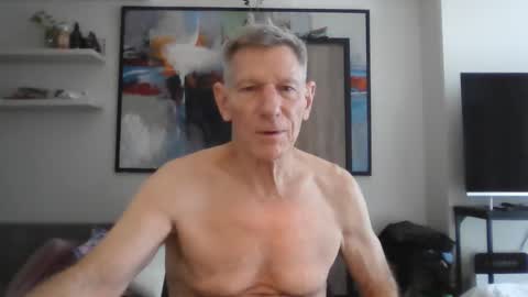 Snapshot of oldgeorge chatting on 10.08.25 George online show from 10.08.25