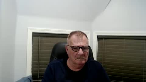Snapshot of oldguybigd chatting on 05.24.26 oldguybigd online show from 05.24.26