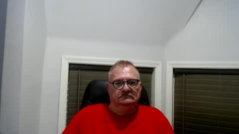 Snapshot of oldguybigd chatting on 06.14.26 oldguybigd online show from 06.14.26