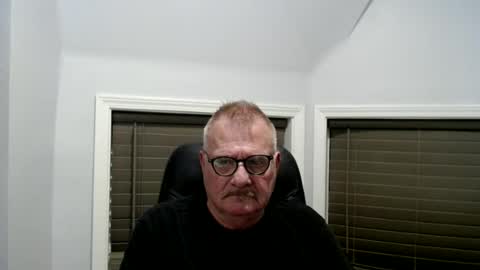 Snapshot of oldguybigd chatting on 06.19.26 oldguybigd online show from 06.19.26