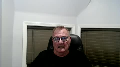 Snapshot of oldguybigd chatting on 07.07.26 oldguybigd online show from 07.07.26