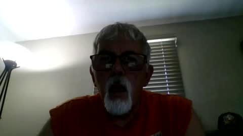Snapshot of oldmiguy chatting on 06.06.26 OldMIGUY online show from 06.06.26