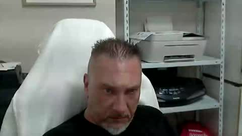 Snapshot of olimpio1230 chatting on 04.20.26 olimpio1230 online show from 04.20.26