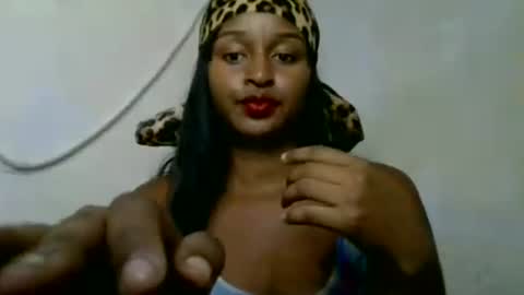 Snapshot of olinah610 chatting on 06.20.26 olinah610 online show from 06.20.26
