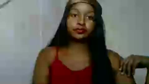 Snapshot of olinah610 chatting on 06.27.26 olinah610 online show from 06.27.26
