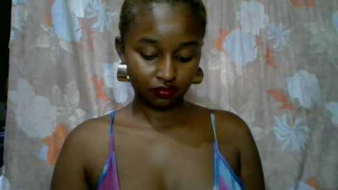 Snapshot of olinah610 chatting on 07.20.26 olinah610 online show from 07.20.26