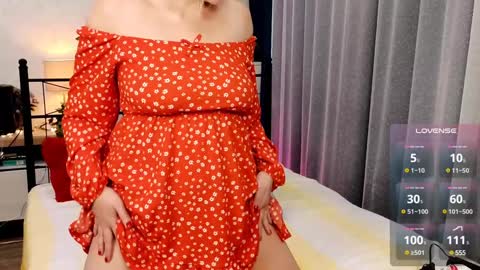 OliSunny Olivia online show from 01.04.25