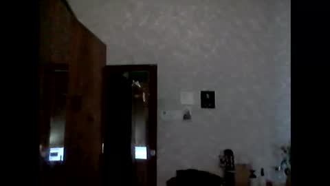 Snapshot of olivepeach chatting on 04.04.26 Oil online show from 04.04.26