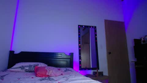 Oliver and MeganIndependent online show from 04.05.26