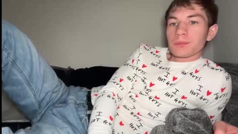 Snapshot of oliver_beck chatting on 02.22.26 Oliver Beck online show from 02.22.26