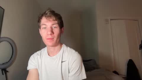 Snapshot of oliver_beck chatting on 03.19.26 Oliver Beck online show from 03.19.26