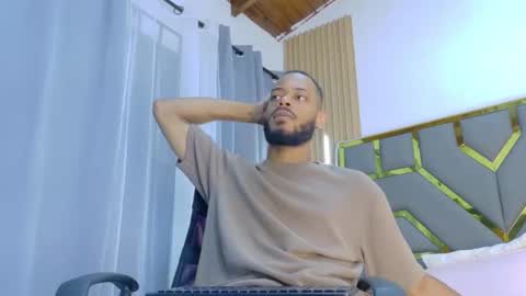 Oliver online show from 04.18.26