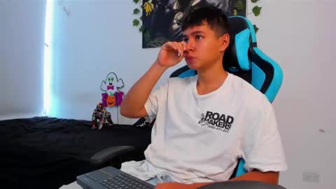 Oliver bray online show from 02.15.25