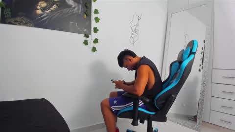 Oliver bray online show from 02.26.25