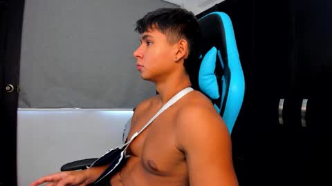 Oliver bray online show from 10.03.25