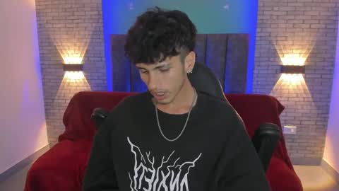 Oliver fast online show from 12.04.24