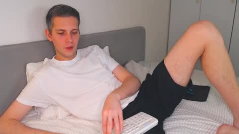 Oliver online show from 11.02.25