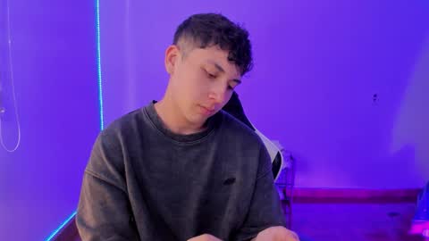 oliveeer online show from 12.14.25