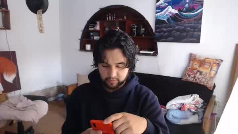 oliver_laid_2023 online show from 01.16.26