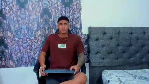 Snapshot of oliver_smith_2 chatting on 02.27.25 oliver_smith_2 online show from 02.27.25