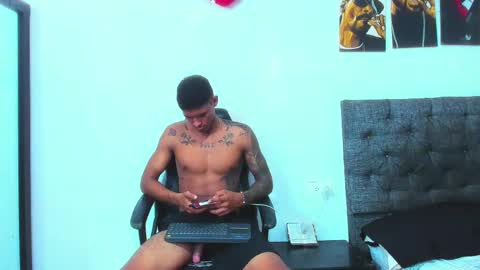 Snapshot of oliver_smith_2 chatting on 09.20.25 oliver_smith_2 online show from 09.20.25