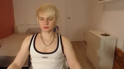 Snapshot of oliver_sweet_ chatting on 02.02.26 Oliver online show from 02.02.26