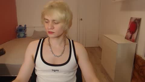 Snapshot of oliver_sweet_ chatting on 03.02.26 Oliver online show from 03.02.26